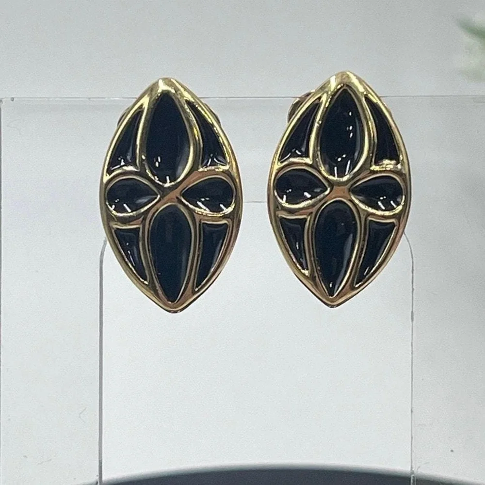 Authenticated Givenchy NY Vintage Black‎ Enamel signed Gold Tone Clip Earrings